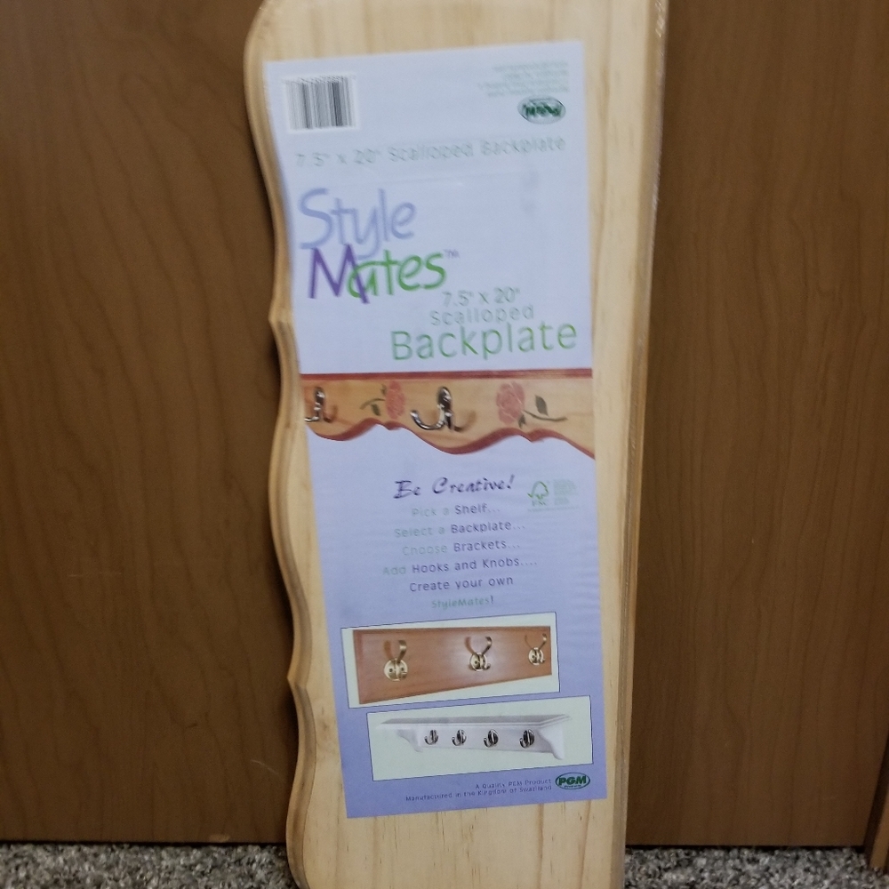 Scalloped Backplate
